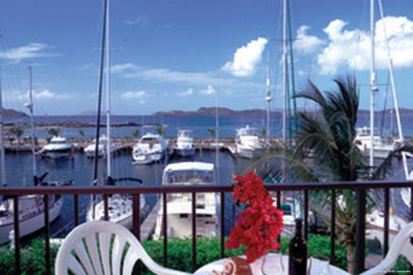 Crystal Cove Condominiums (Benner)